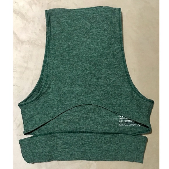 Outdoor Voices Slashback Sports Bra/Crop Top - Picture 3 of 3